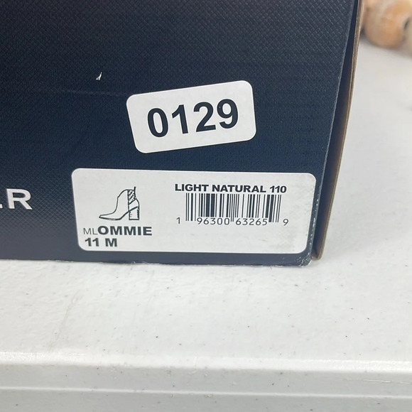 Marc Fisher 
Alva Double Gore Dress Booties (Sz 11) Color Light natural suede - Picture 10 of 11